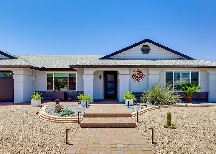 Luxe Detached Home In Age 55-Plus Active Community Holiday home Sun City West