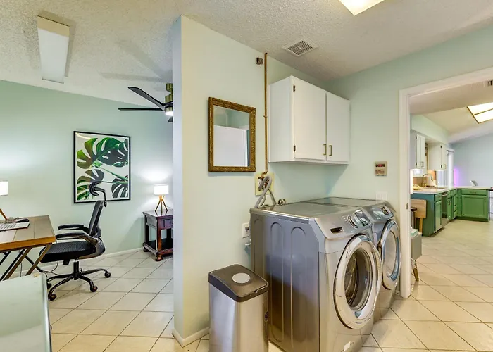 Luxe Detached Home In Age 55-Plus Active Community Holiday home *