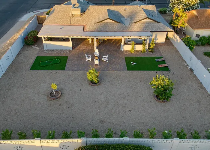 Luxe Detached Home In Age 55-Plus Active Community Holiday home Sun City West